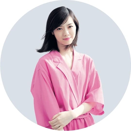 メメマールのティアサンセットを着用した西野七瀬の写真